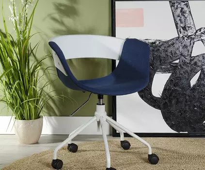 Стул офисный сине-белого цвета