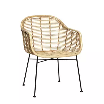 Стул с подлокотниками из ротанга