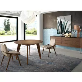 Стул в обивке из кожи кремового цвета