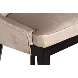 Стул в обивке из велюра жемчужно-серого цвета