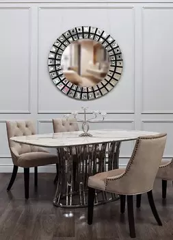 Стул велюровый бежевый