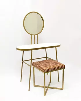 Туалетный столик бирт на металлическом каркасе