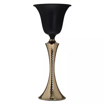 Ваза на высокой ножке