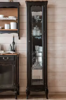 Витрина из массива березы