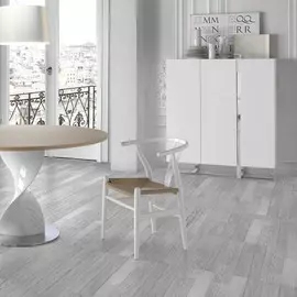 Высокий сервант Elegance белого цвета