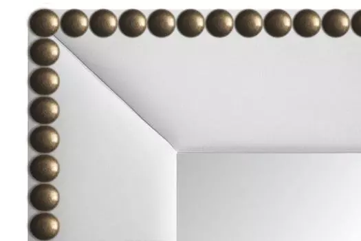 Зеркало напольное с гвоздиками