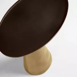 Журнальный столик Liliane с овальной столешницей