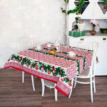 Скатерть 145x145 Кардиналы (красная)