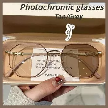 0~-400 Myopia Glasses Photochromic Blue Light Resistant Glasses Girls Large Frame Anti Fatigue Myopia Finished Product 0 Anti blue light