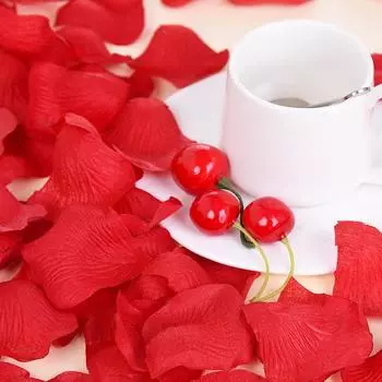 1000pcs Romantic Milk White Faux Rose Petals for Wedding Decor and Confession Props