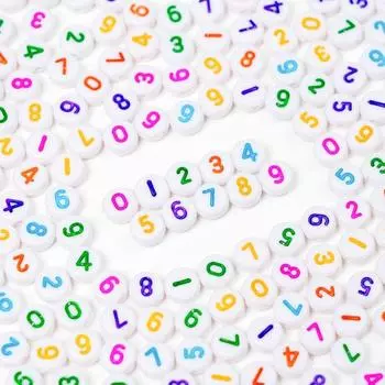 100/300/500 шт. акриловых бусин с цифрами для изготовления ювелирных изделий, ожерелий своими руками, брелоков, браслетов (4x7 Круглый, Цветной) 100pcs