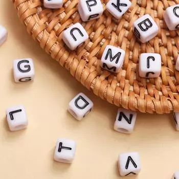 100 шт. 5,5 мм бусины с буквами AZ акриловые квадратные большие отверстия бусины с буквами для изготовления ювелирных изделий своими руками ожерелья и браслеты L