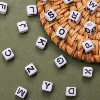 100 шт. 5,5 мм квадратные свободно расположенные акриловые бусины с буквами используются для браслета, ожерелья, изготовления ювелирных изделий, цепочка для мобильного телефона, сделай сам B