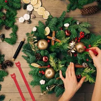 100 шт. рождественские гирлянды, зеленые/красные стяжки для крепления кабеля, регулируемые нейлоновые стяжки для садовых растений, для лестниц с венками из деревьев зелёный