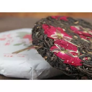 100г Старое чайное дерево Юньнань Красная роза Черный чай Фэнцин Дянь Хун Чайный торт с розой