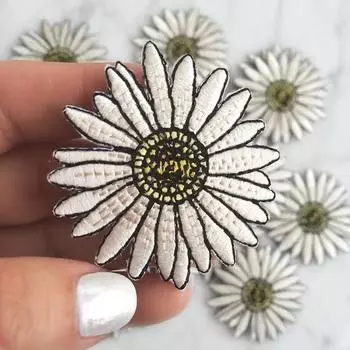 10 шт. белые ромашки цветы заплатки для одежды утюгом на платье ремонт 7 см шириной белый