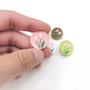 10 шт. Красивые пуговицы-тюльпаны 17,5 мм круглые пластиковые пуговицы с цветным узором в виде тюльпана аксессуары для одежды 15mm