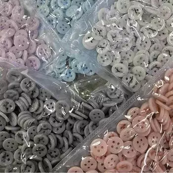 10 шт. креативные керамические пуговицы с 4 отверстиями 11 мм круглые разноцветные симпатичные керамические пуговицы для рубашки, юбки, декоративные пуговицы 11mm белый