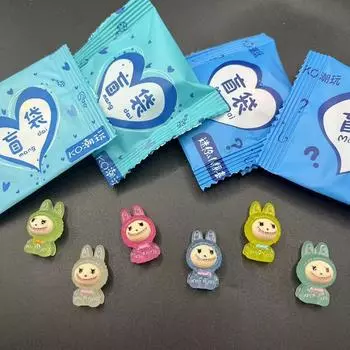 10 шт. Мини светящиеся украшения Лабубу, милые фигурки из мультяшной смолы, микро-украшения для ландшафта, настольные украшения, украшения для автомобиля своими руками