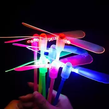 10 шт. новинка пластиковый бамбуковый пропеллер стрекоза светящиеся игрушки детские уличные игрушки традиционные классические ностальгические игрушки летающие стрелы