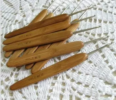 10шт Металл Вязание крючком Крюк Карбонизированный бамбук ручка Вязание Спица Плетение Пряжа Рукоделие Ремесло