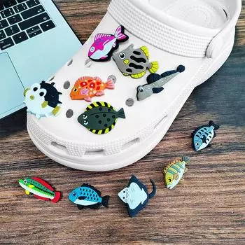 11шт милые различные рыбы серии ПВХ подвески для обуви для украшения обуви 11 pcs