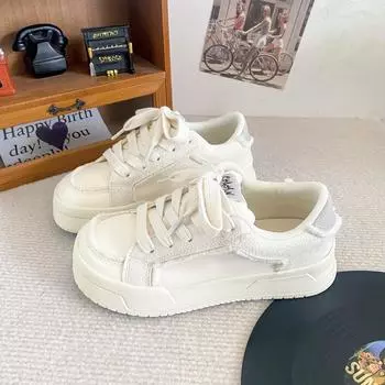 1216 mango head platform bread shoes women s niche autumn 2024 new flat white shoes ins trendy board shoes 35