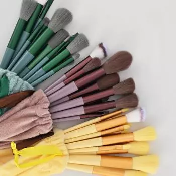 13 Piece Makeup Brush, complete set of super soft and portable beauty tools, eye shadow brush, powder blusher brush