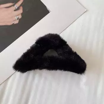 13cm New Sweet Geometric Triangle hair Claws Vinage Plush Hair Clip Hairpins New Hair Accessories For Women Korean Hairgrip Hair Clasp