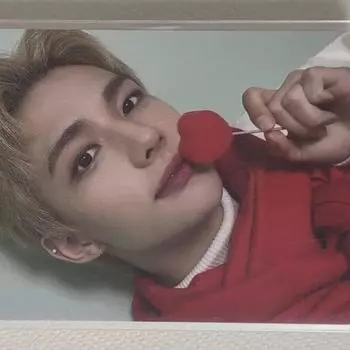 14-я Тихоокеанская фотокарточка Хёнджина