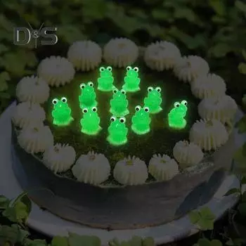 15 шт., светящаяся в темноте фигурка маленькой лягушки, мини-лягушка, украшение для рабочего стола, светящаяся модель животного, статуя, скульптура, миниатюрная лягушка, сказочный садовый орнамент 1 Set
