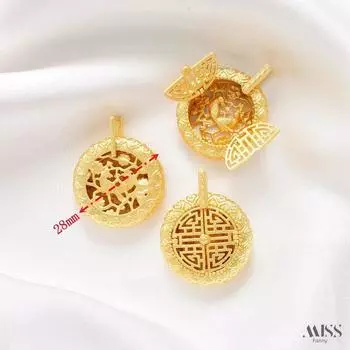18K Alluvial Gold Color-Preserving Open Door See Magpie Xi on Plum Tip Cut Out Pendant Box DIY Braid Rope Necklace Hanging Ornament Accessories Sand gold beaming pendant box one