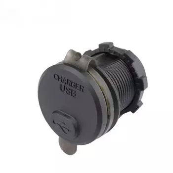 18W Phone QC 3.0 Car Charger Socket Digital Display Voltmeter DC 12V-24V USB Charge Socket ON-OFF Switch for Motorcycle красный