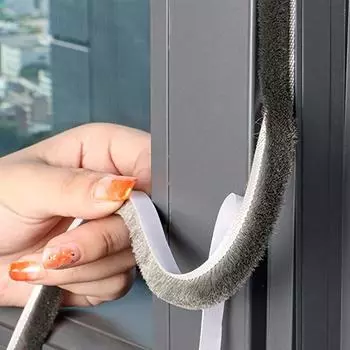 196,85-дюймовая самоклеящаяся уплотнительная полоса для дверей и окон - пластиковая ветрозащитная плита, подходит для окон и деревянных дверей, водонепроницаемая/ветрозащитная/звукоизоляционная 196.85 inches
