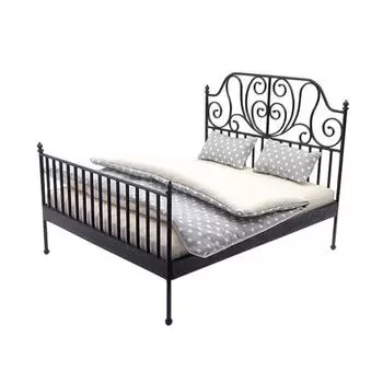 1/12 Кукольный домик Симуляция Европейская кровать с матрасом подушкой одеялом Кукла Дом Железное искусство Двуспальная кровать Мебель для спальни Украшение Игрушка чёрный