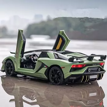 1/18 Aventador SVJ 63 Модель гоночного автомобиля из литого металла Коллекция игрушек Звук и свет Съемная отсоединяемая имитация Детский подарок серый