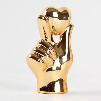 1/2 шт. Фигурка с изображением сердца любви, держащая сердце в руке, керамическая статуэтка для домашнего офиса B золотистый