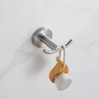 1/2 шт. настенный крючок для ванной комнаты фурнитура вешалка металлическая дверная вешалка для одежды Black 1Pc