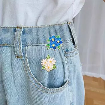 1/4 шт. Цветочный значок-брошь, мультяшный значок из сплава, украшение для рюкзака, брошь в виде ромашки, аксессуары для сумки, 4 стиля 1cps