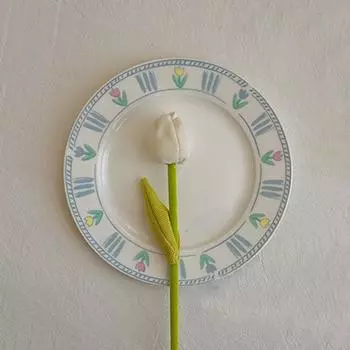 1/4 шт. одиночный лист тюльпана одиночный цветок декоративный цветок домашний декор тканевый цветок подарочные букеты 23 см 1pc белый