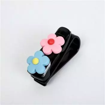 1~4PCS Glasses Clip Portable Universal Cute Flower Car Interior Accessories Car Sunglasses Frame Creative Multinational Durable