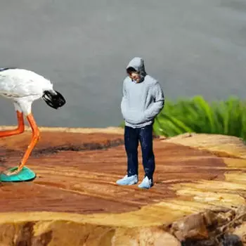 1/64 Миниатюрная фигурка человека, расписанная вручную из смолы, фигурка-диорама, фигурки для Gray Sweatshirt Men