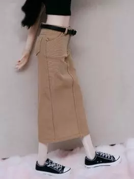 1/6 long skirt (body, head, shoes not included)