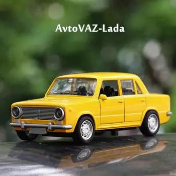 1:Игрушечная модель автомобиля Lada с двумя дверями и откидывающейся крышкой в масштабе 36 для мальчиков. Прекрасный подарок для детской игры или в качестве украшения.