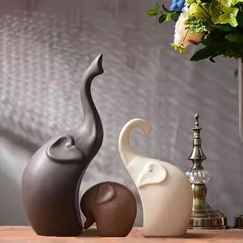 1 комплект керамических украшений для гостиной в скандинавском стиле. Креативные настольные украшения для винного шкафа можно использовать в качестве небольших украшений для свадебного подарка. Two elephants