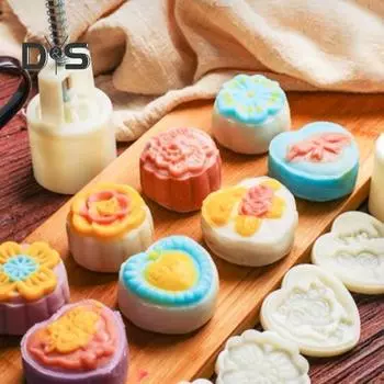 1 комплект легкой формы для лунного кекса. Эргономичный дизайн. Удобная форма для лунного кекса с цветочным дизайном.