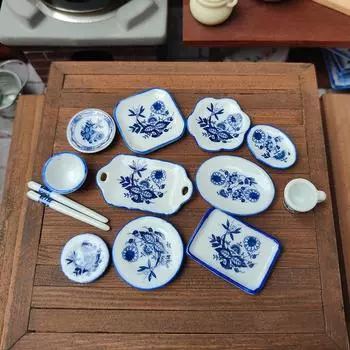 1 комплект миниатюрной посуды для кукольного домика, фарфоровая керамическая чашка для чая, миниатюрная керамическая сине-белая посуда, украшения, детали форм