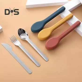 1 комплект столовых приборов из нержавеющей стали с силиконовым чехлом, легко переносить в посудомоечной машине, безопасная ложка, вилка, резак, набор посуды для кемпинга красный