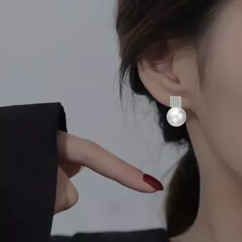 1 комплект, женское ожерелье, серьги, комплект из искусственного жемчуга, блестящие стразы, украшения для ушей на шею, изысканный антикоррозийный женский комплект ювелирных изделий серебряный