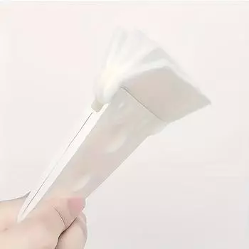 1 многофункциональная электрическая щетка с мягкой щетиной. Идеально подходит для удаления пыли из вентиляционных отверстий автомобильных кондиционеров, а также из спальни, кухни и гостиной. белый